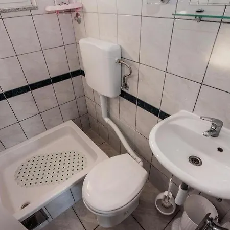 With A Parking Space - 15497 Apartmán Rogoznica (Sibenik-Knin)