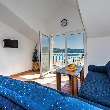 With A Parking Space - 15497 * Rogoznica (Sibenik-Knin)