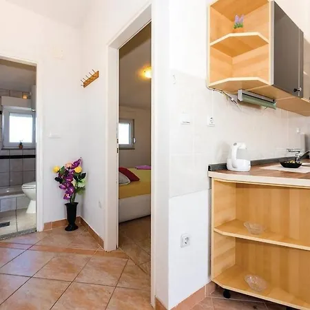 With A Parking Space - 15497 Rogoznica (Sibenik-Knin)