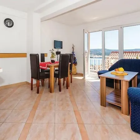 With A Parking Space - 15497 Rogoznica (Sibenik-Knin)