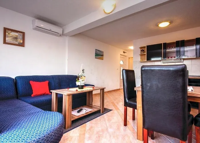 With A Parking Space - 15497