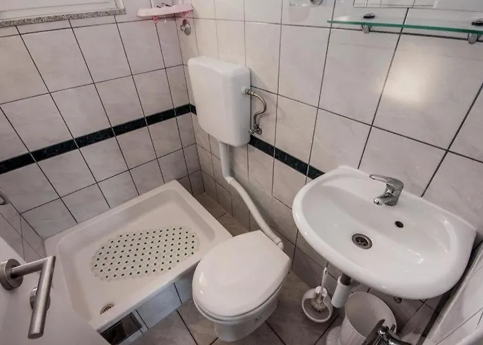 With A Parking Space - 15497 Lejlighed Rogoznica (Sibenik-Knin)