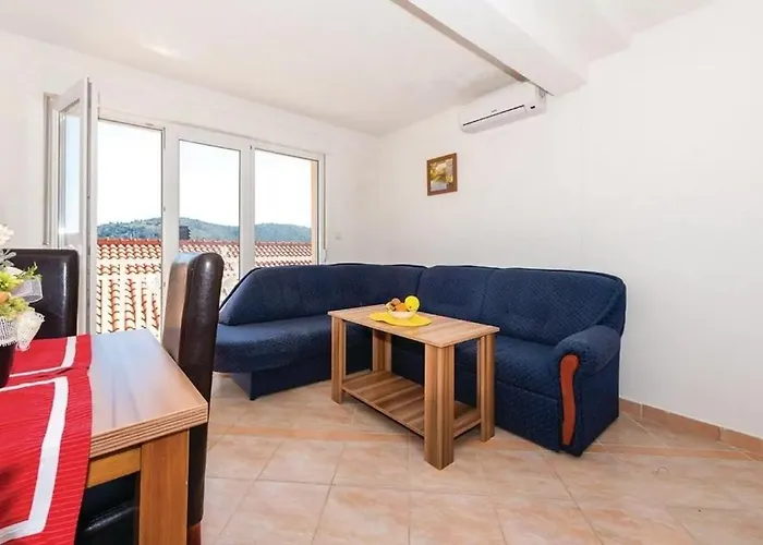 With A Parking Space - 15497 Daire Rogoznica (Sibenik-Knin)